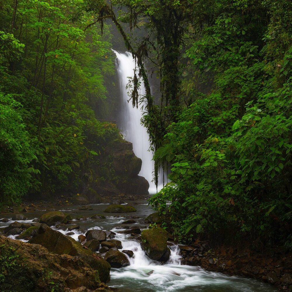 Cataratas de la Paz 1000x1000 1